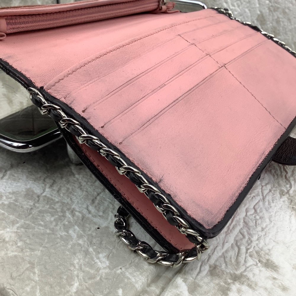 Chanel WOC - Picture 7 of 11